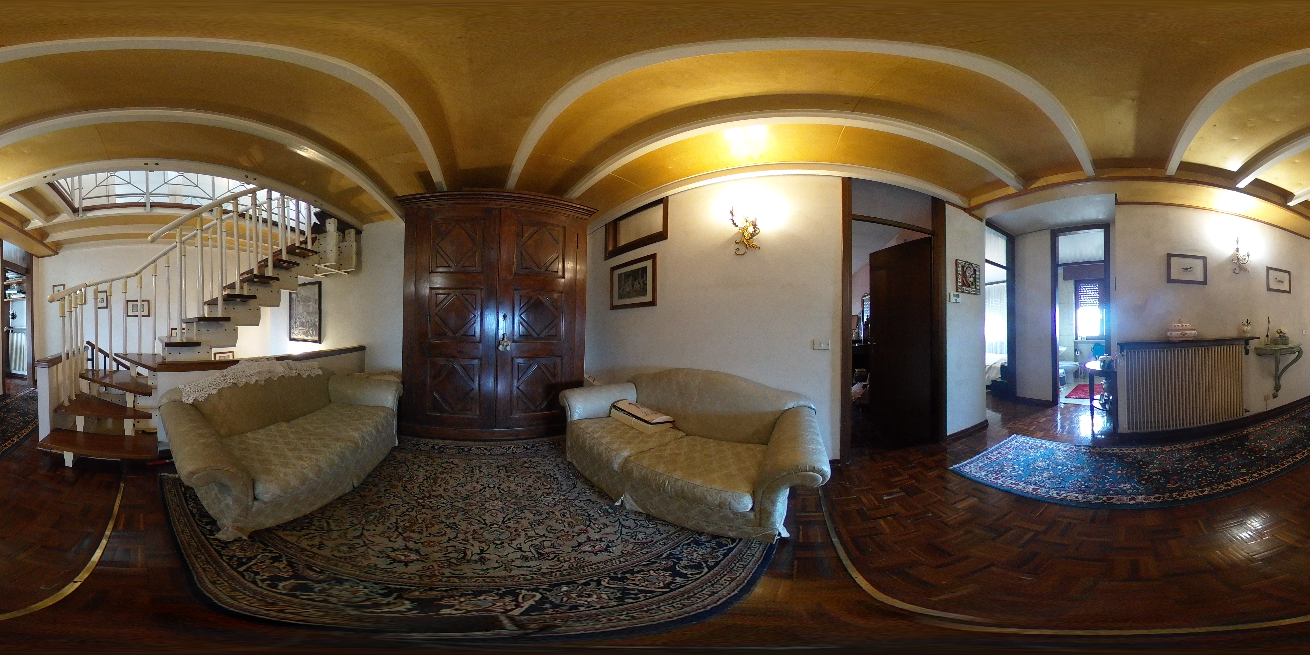 Zoom 360°