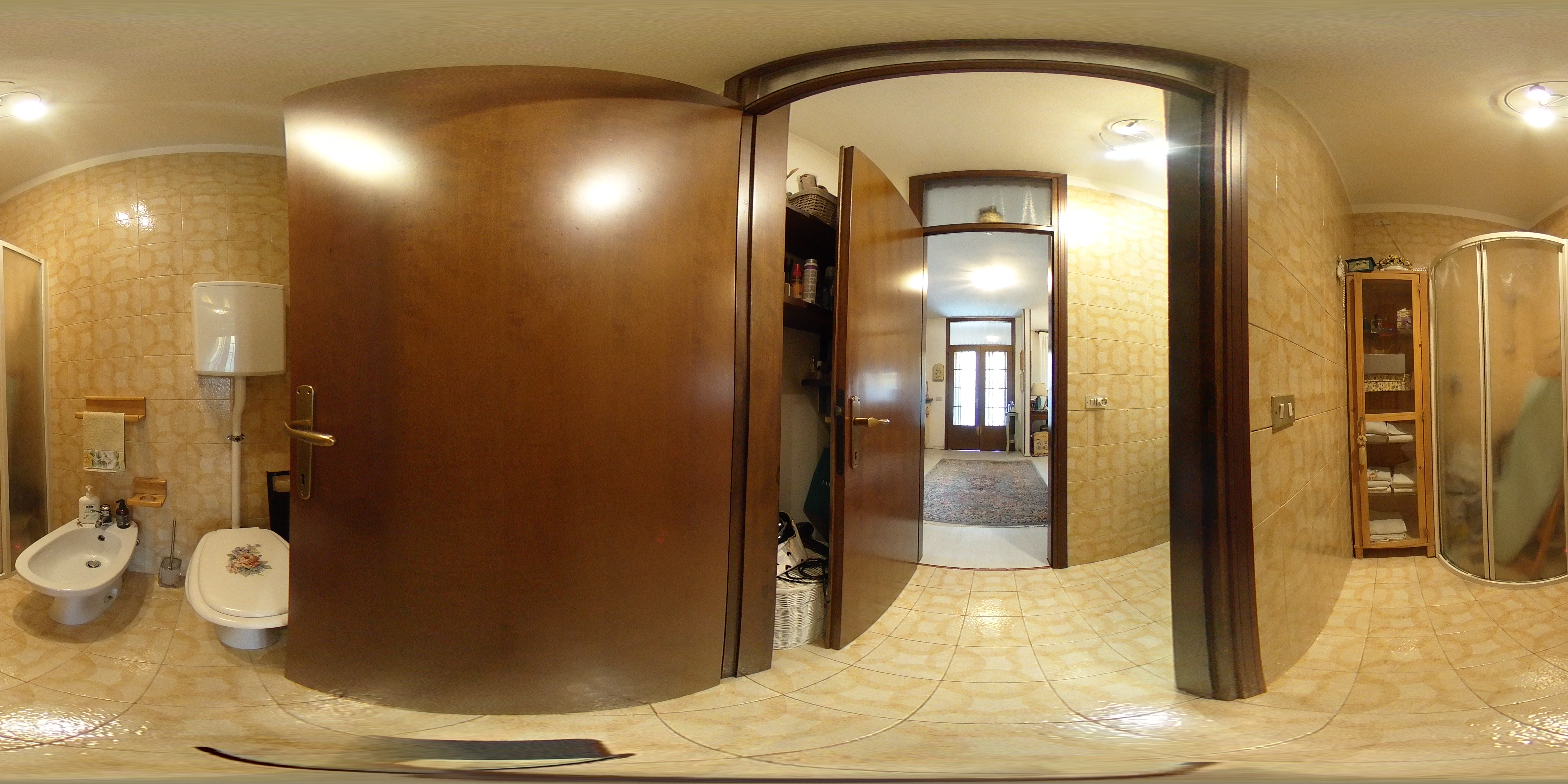 Zoom 360°