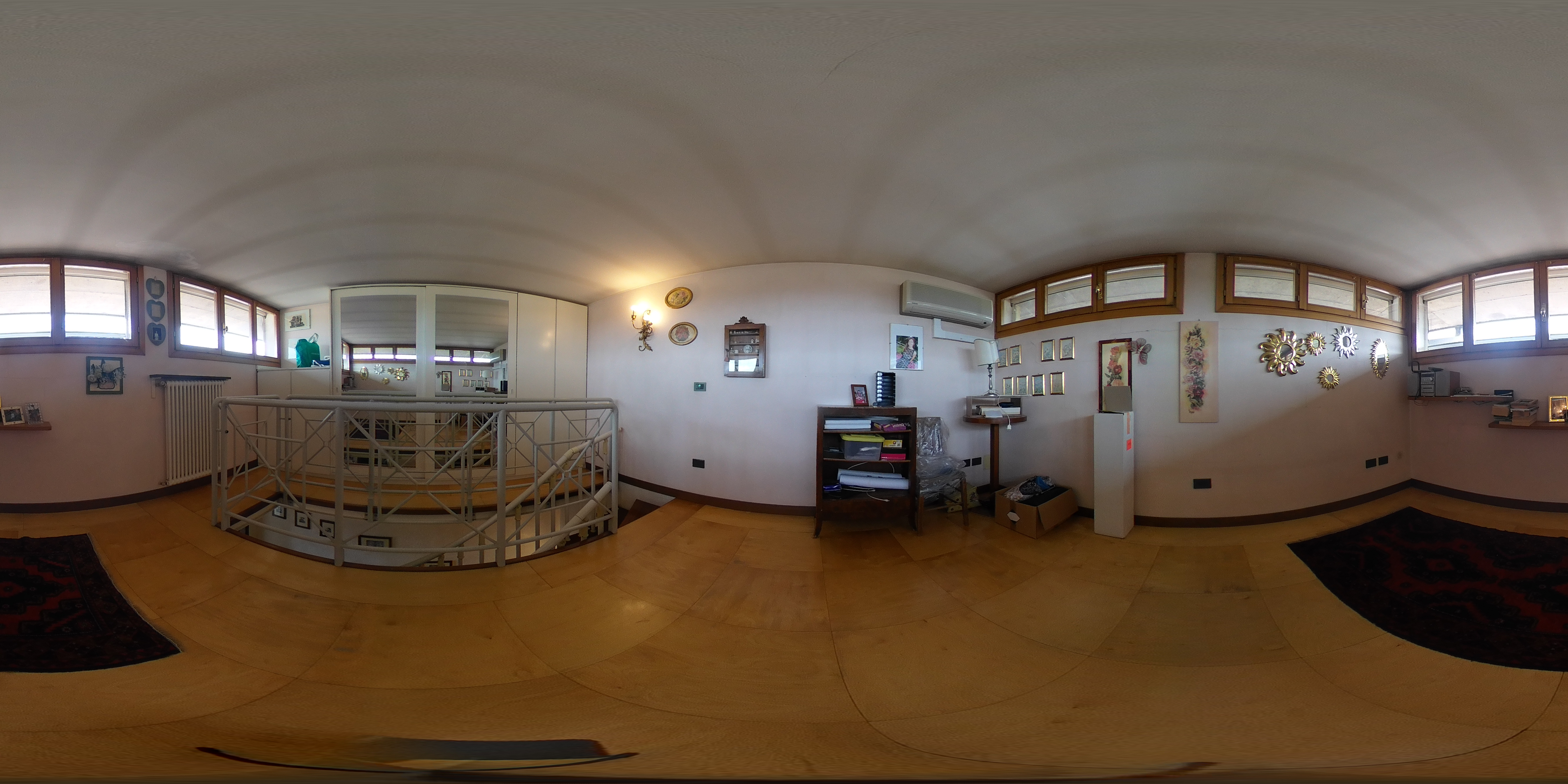 Zoom 360°