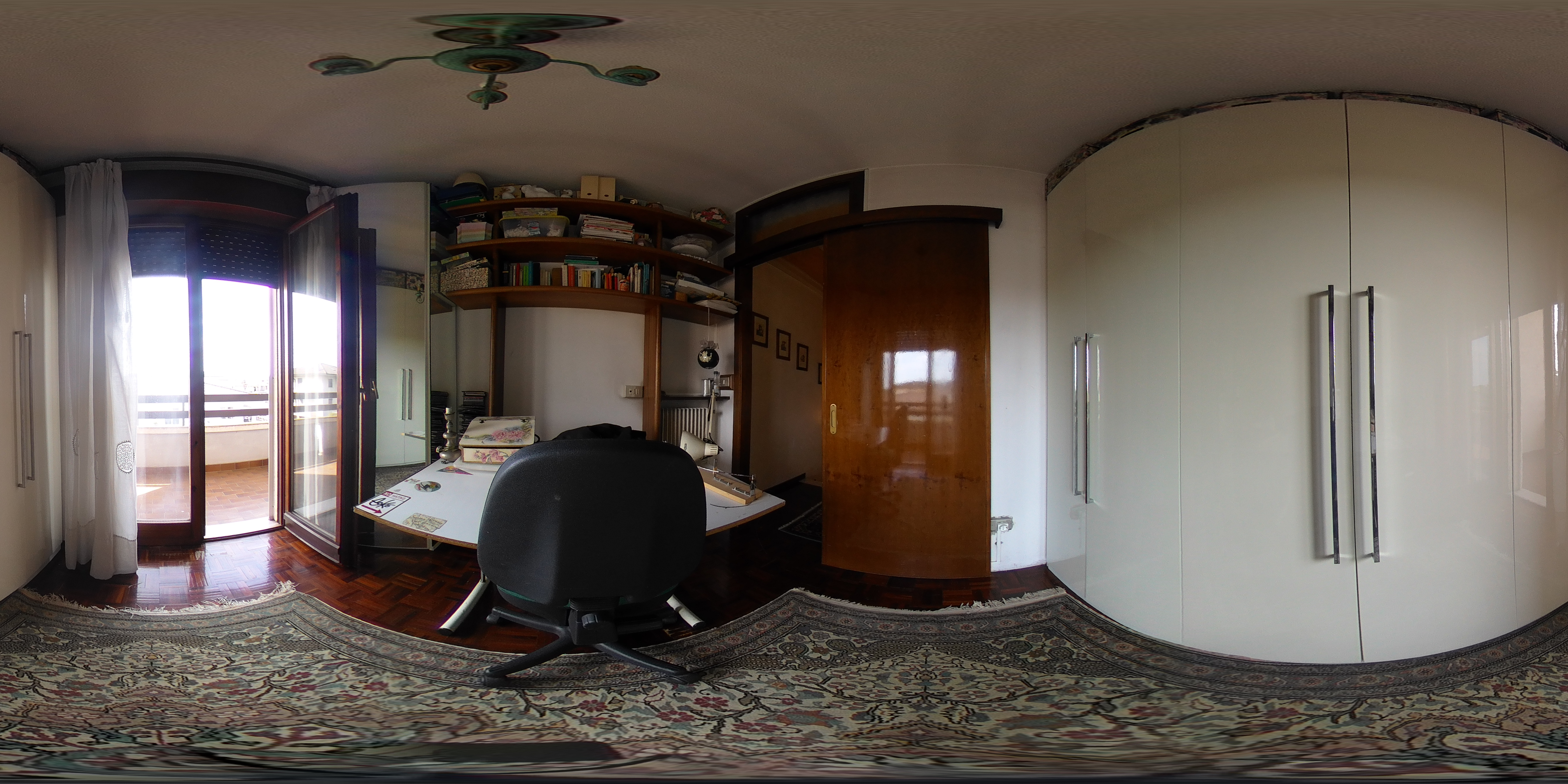 Zoom 360°