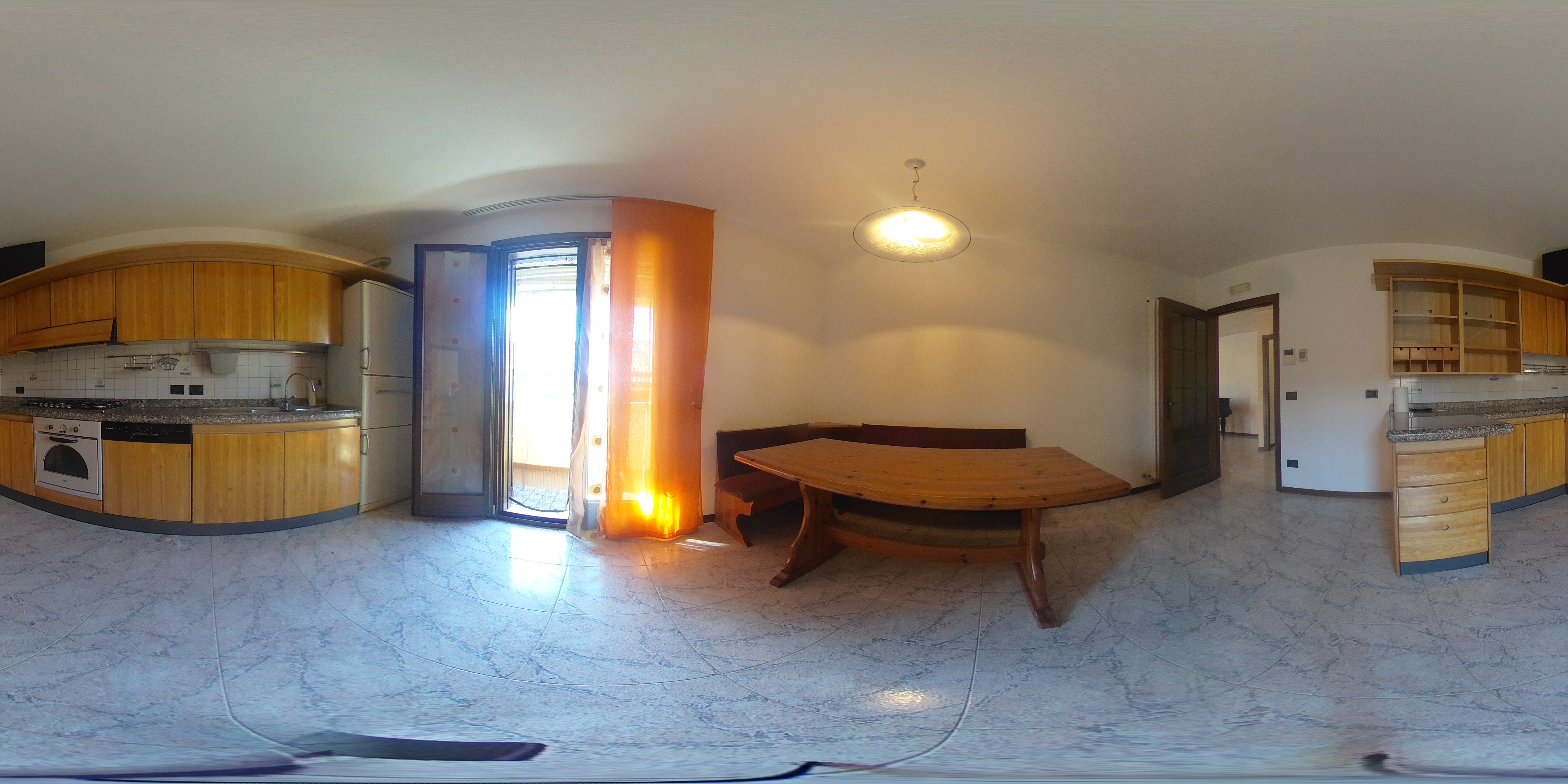 Zoom 360°